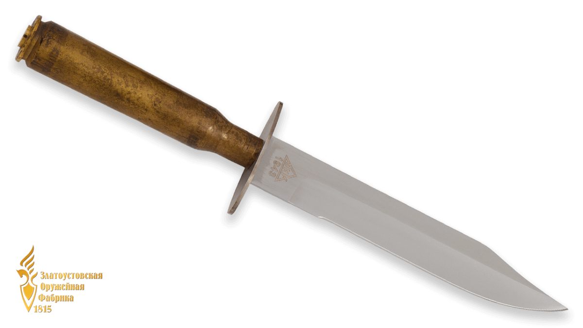 Нож туристический с гильзой